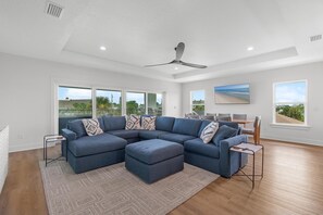 House, Multiple Beds (Flip Flop Living South) | Living area - Flip Flop Living South (New Smyrna Beach)