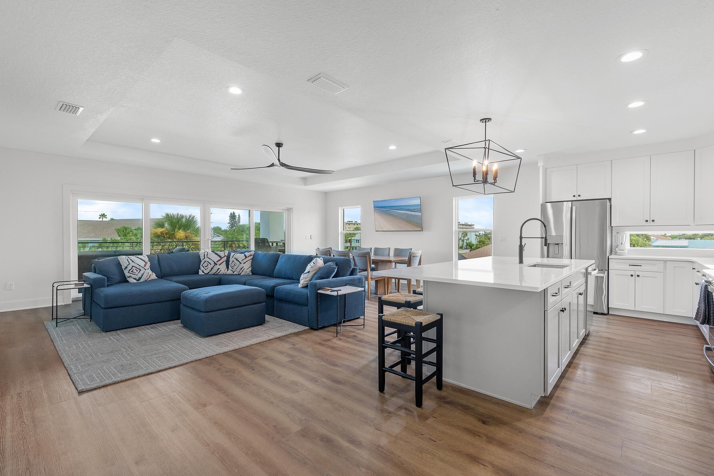 House, Multiple Beds (Flip Flop Living South) | Living area