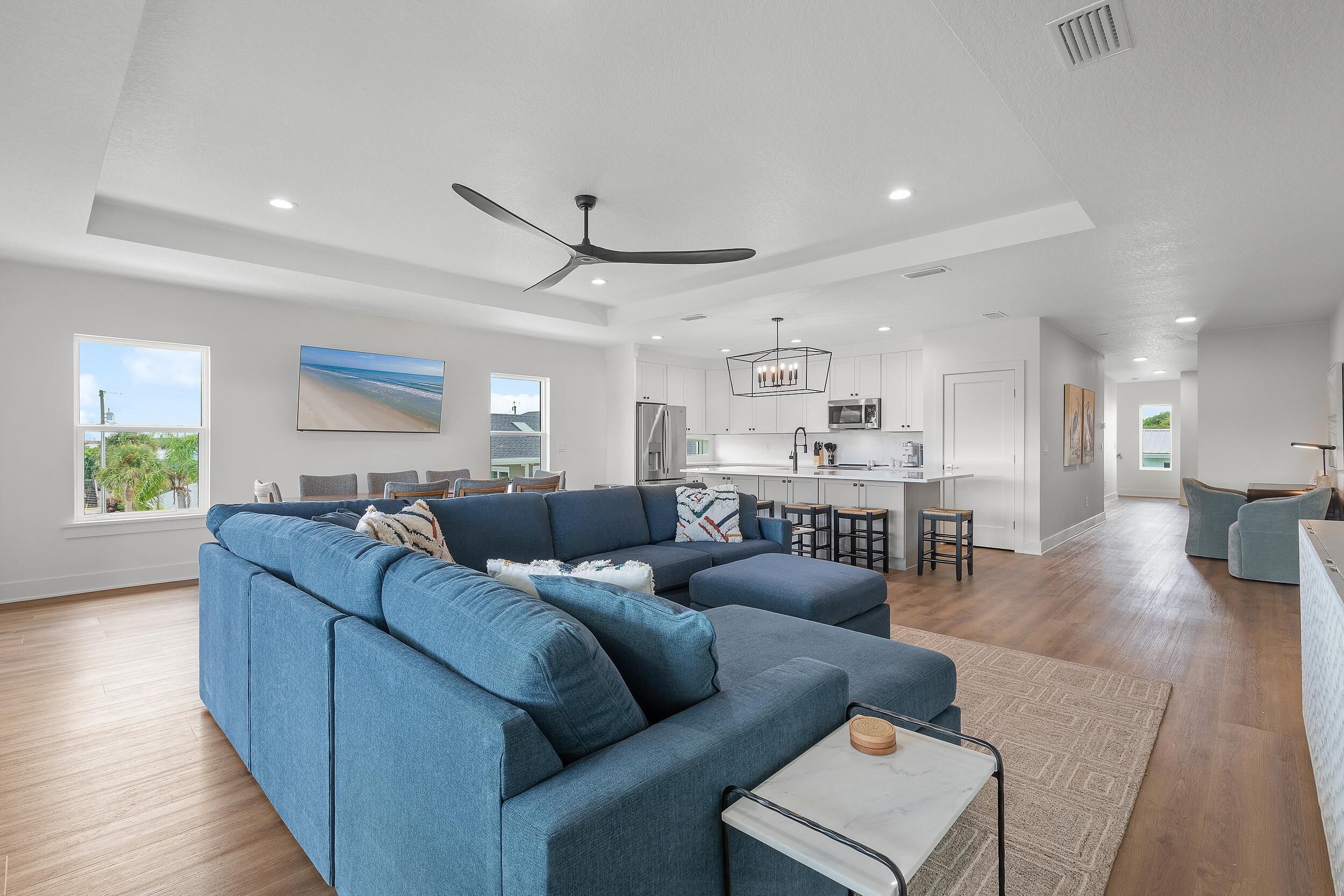 House, Multiple Beds (Flip Flop Living South) | Living area