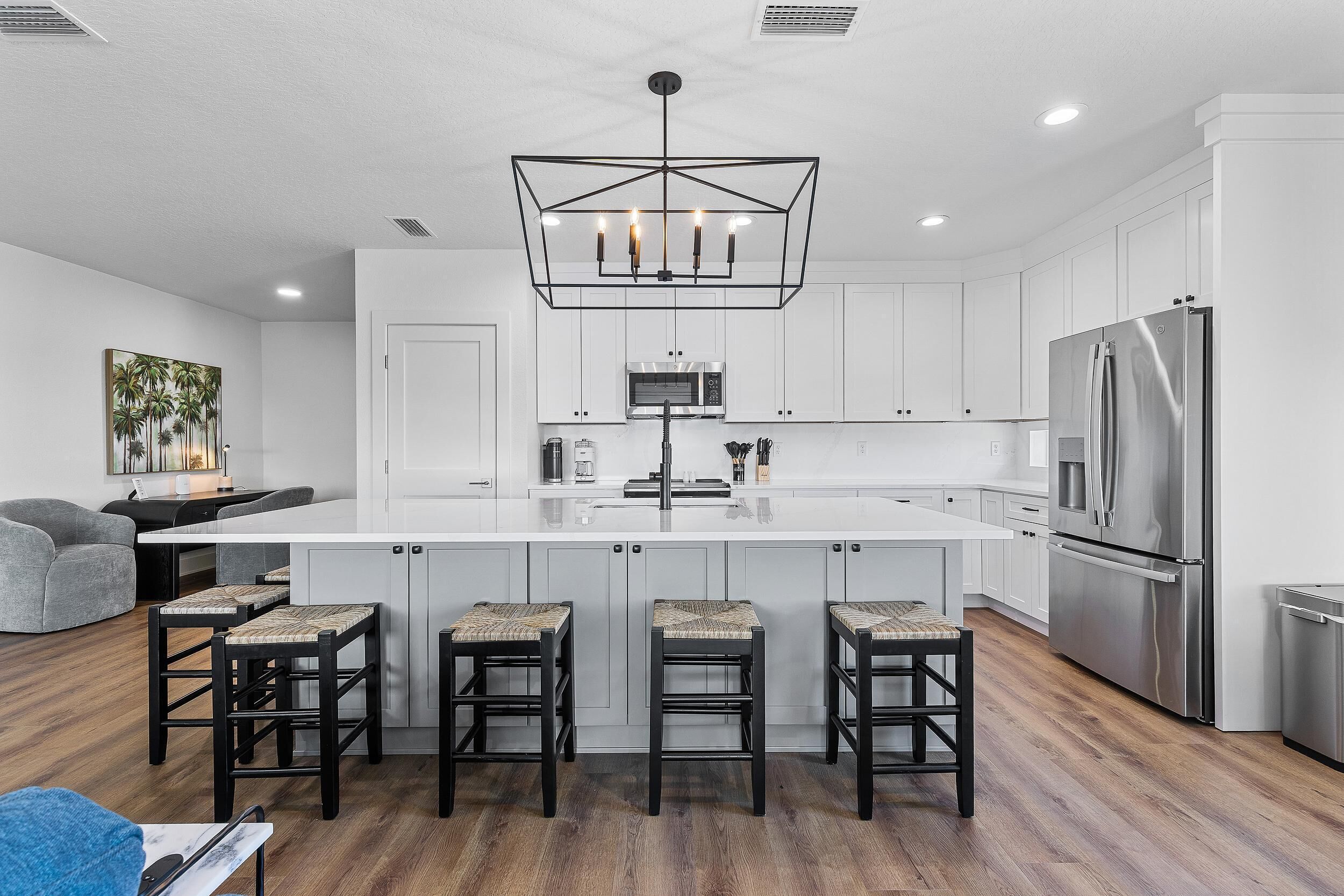 House, Multiple Beds (Flip Flop Living NSB) | Private kitchen