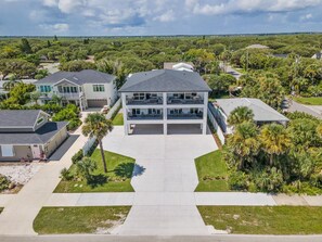 House, Multiple Beds (Flip Flop Living NSB) | Exterior