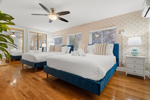 5 bedrooms, iron/ironing board, WiFi, bed sheets