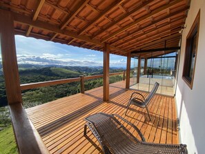 Deluxe Cabin, 1 Bedroom, Balcony, Mountain View