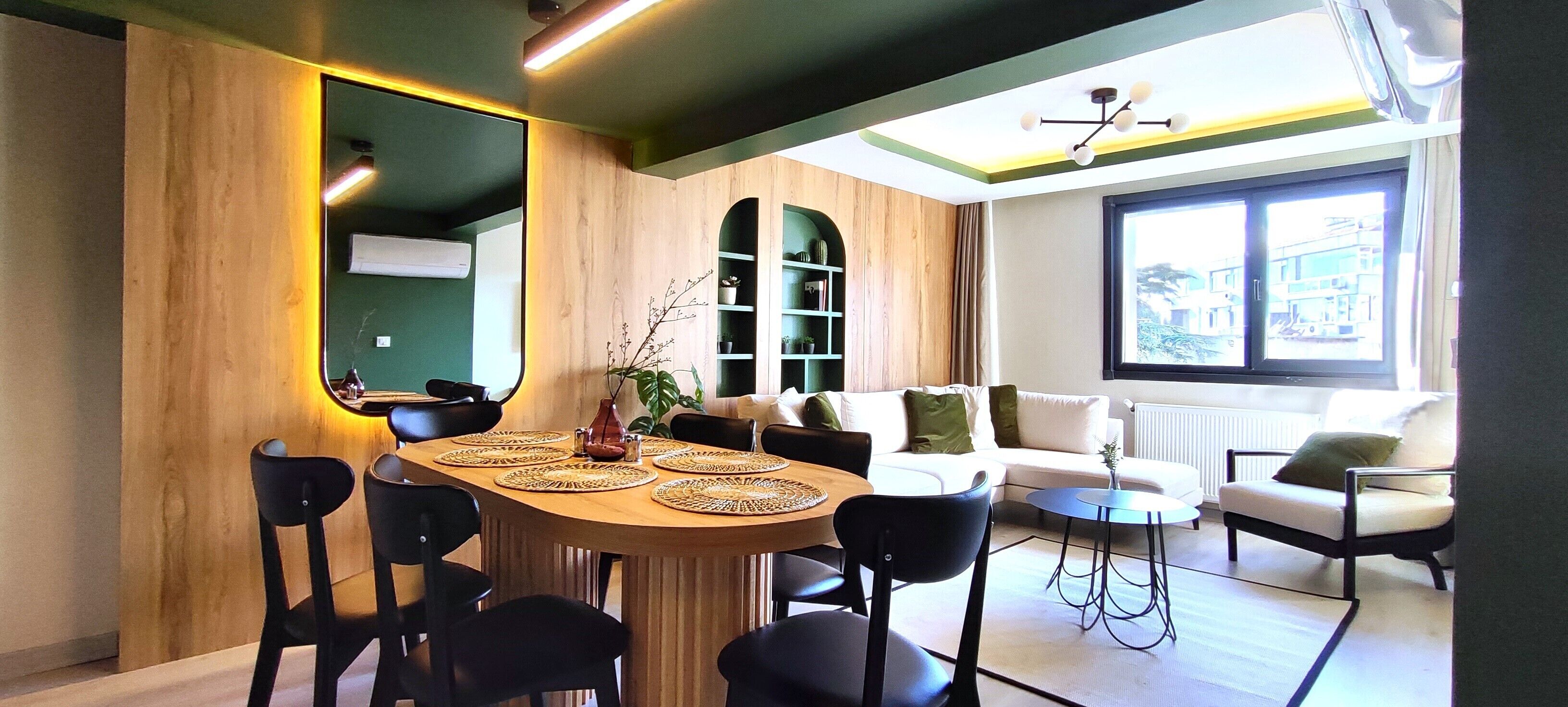 Romantic Duplex, Sea View | Blackout drapes, iron/ironing board, free WiFi