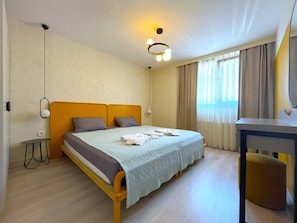 Apartamento familiar | Cortinas opacas, tabla de planchar con plancha, wifi gratis