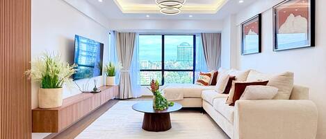 Télévision, cheminée