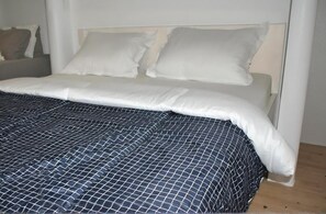 1 Schlafzimmer, kostenloses WLAN, BettwÀsche, Rollstuhlgeeignet