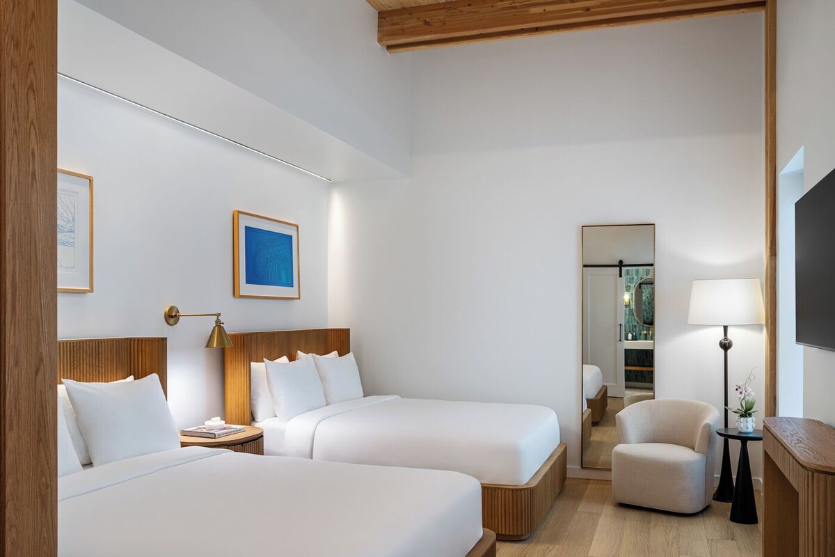 Signature Room
