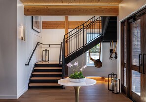 Reception - The Livery Guesthouse (Tarpon Springs)