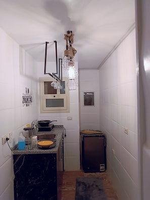 Microwave, stovetop