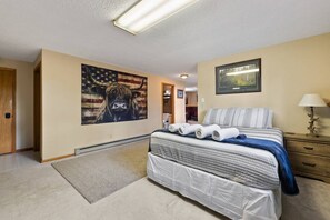 WiFi, bed sheets