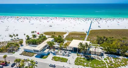 Charming Osprey Home