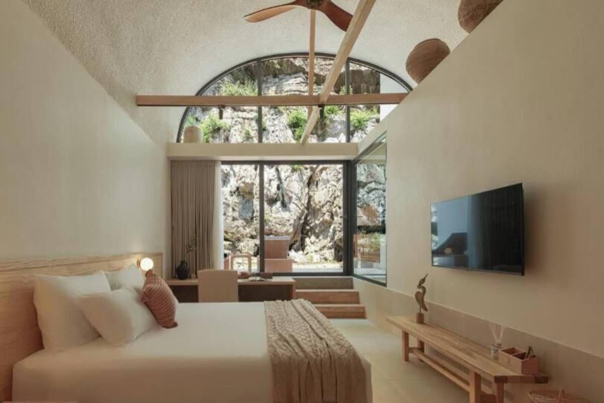 Suite, Mountain View | Meja, Wi-fi percuma 