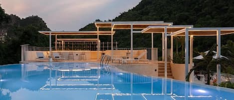 室外泳池