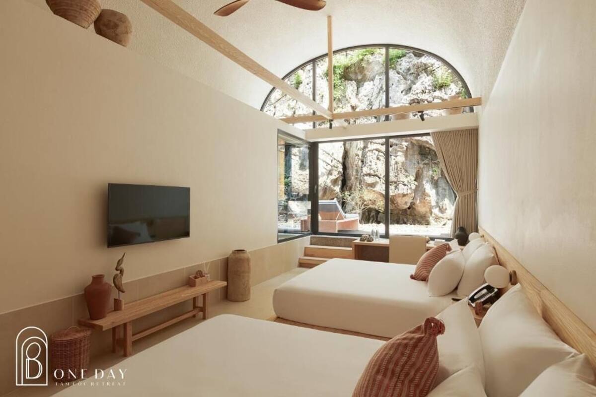 Habitación familiar, vista a la montaña | Escritorio y wifi gratis