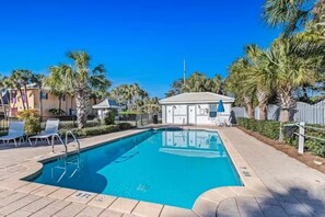 Maison, Plusieurs lits (Emerald View) | Piscine | Piscine extérieure, piscine chauffée