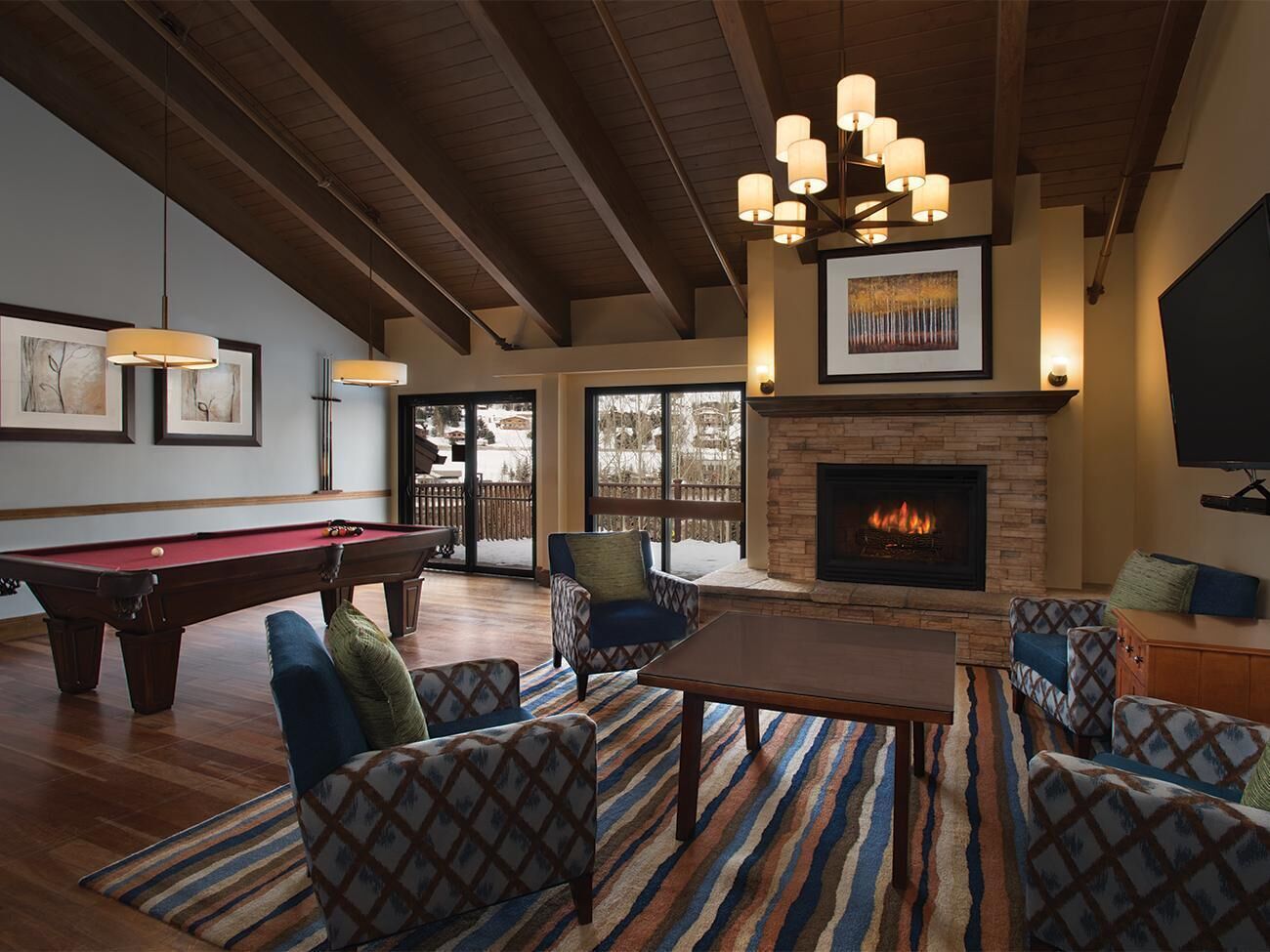 المنشأة من الداخل