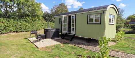 Cottage | Front of property