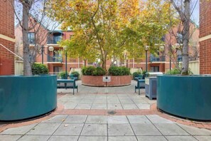 Room - West End City 2BR Stay near UniSA (Adelaide)