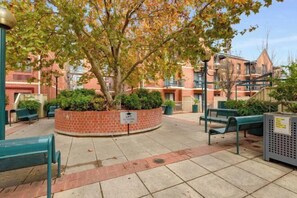 Room - West End City 2BR Stay near UniSA (Adelaide)