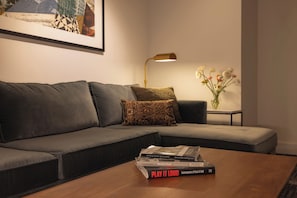 Living area - The Promissory Hotel (Roanoke)