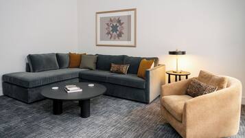 Premier Suite, 2 Bedrooms | In-room safe, blackout drapes, iron/ironing board, free WiFi