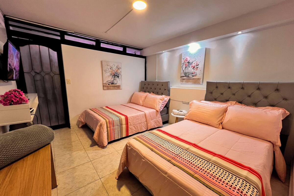 Comfort Twin Room | Iron/ironing board, free WiFi