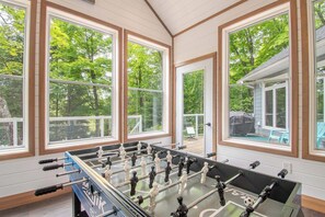 Games room - Hidden Paradise Cottage (Whitestone)