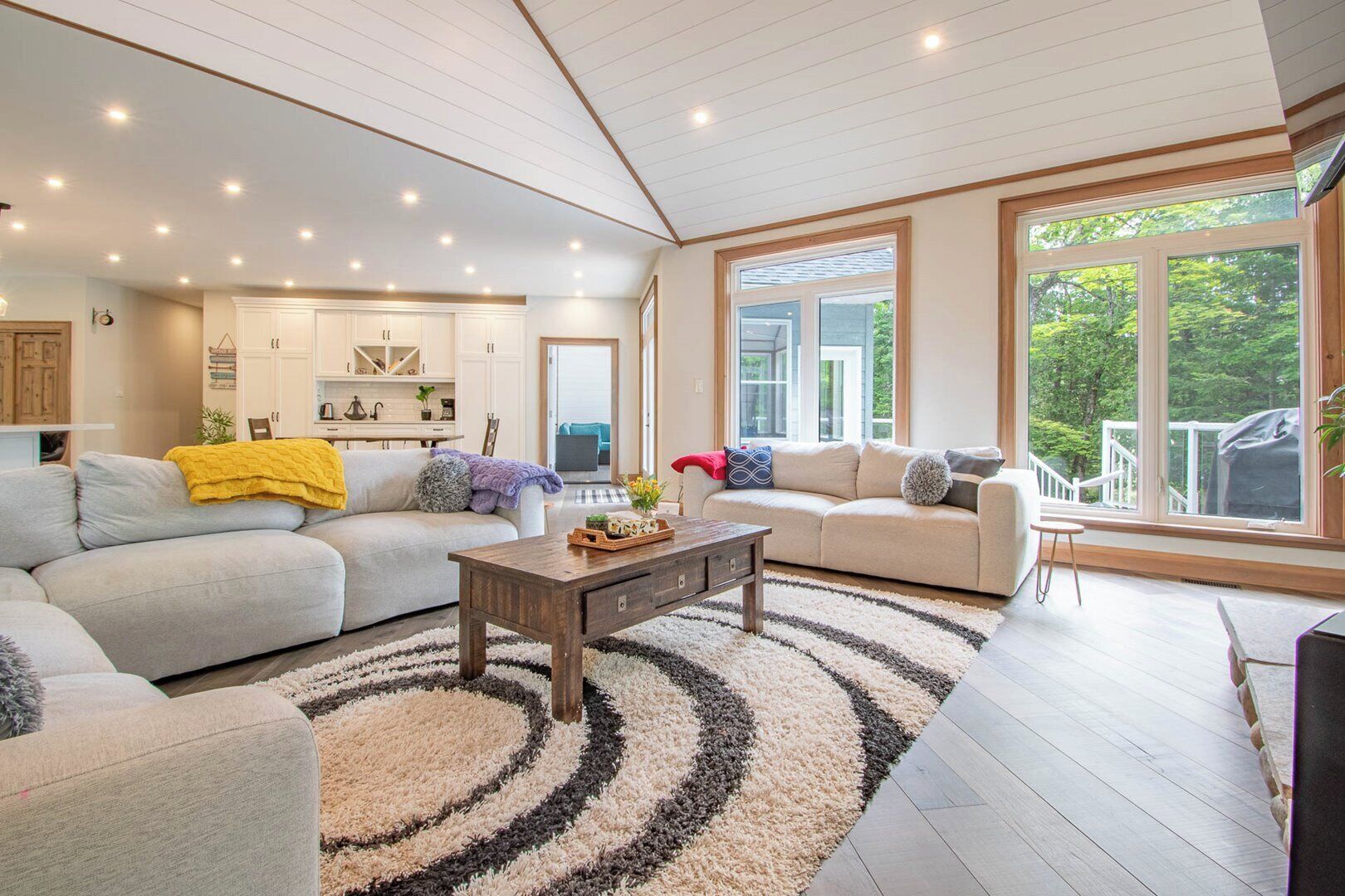 Smart TV, foosball, table tennis, books