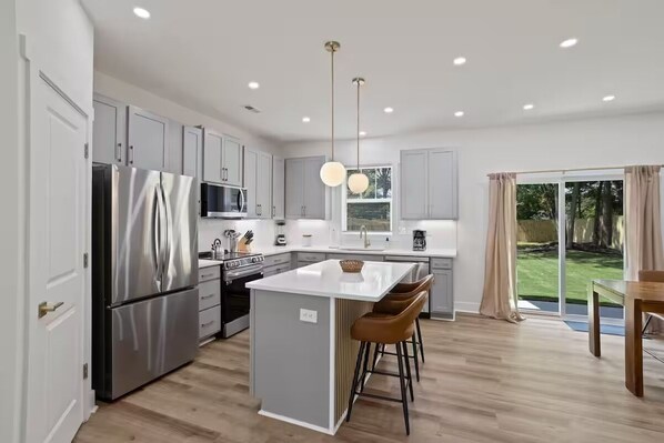 Microwave, oven, stovetop, dishwasher