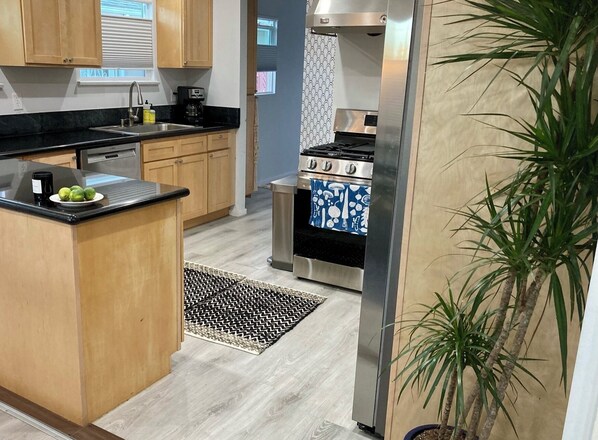 Microwave, oven, stovetop, dishwasher