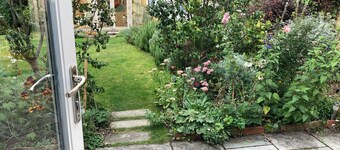 Remarkable 1-bed Cottage in Orwell Cambridgeshire