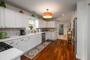 Fridge, microwave, oven, stovetop - Mid-Century Milton w/Pool, Pond, and Bike Trails! (Milton)