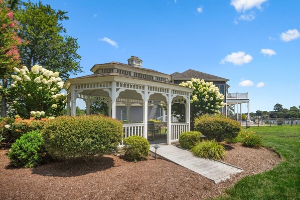 Terrace/patio - Mid-Century Milton w/Pool, Pond, and Bike Trails! (Milton)