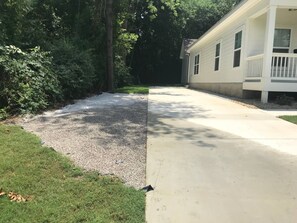 House - Clean & Serene House + Studio - Easy On/off I-40 (Memphis)