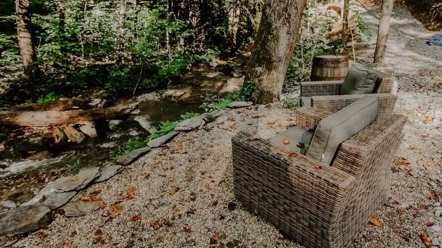 Moonshine Hollow Dome by Rafting