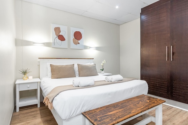 Free WiFi, bed sheets