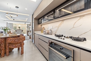 Fridge, microwave, oven, dishwasher
