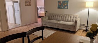 Charming upstairs apartment in Athens, OH