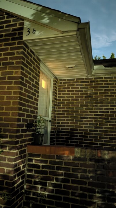 Charming upstairs apartment in Athens, OH