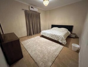 3 makuuhuonetta, internet, vuodevaatteet