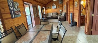 Cozy 2BR waterfront lake escape.