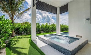 Pool - Gorgeous views from this New Beachfront House! (Bradenton Beach)