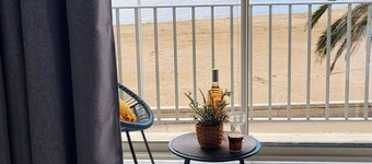 Le Royal: 🌊180-degree view of the sea!