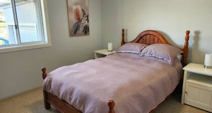 Base Yourself At Banksia - Perfect Destination for your next Coastal Getaway!