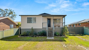 Exterior - Holiday In The Moos - Four bedroom home of relaxation! (Sussex Inlet)
