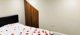 Small 3 Bed Flat Near Heathrow