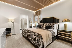 7 bedrooms, iron/ironing board, free WiFi, bed sheets