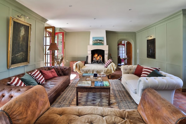 Interior - Idyllic Breton Countryside 5-Bed Farmhouse (Pluvigner)