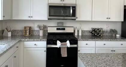 Welcoming 5-bedroom 2.5 restroom house in Coachella